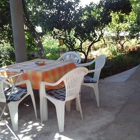 Apartman Lucija * Bibinje